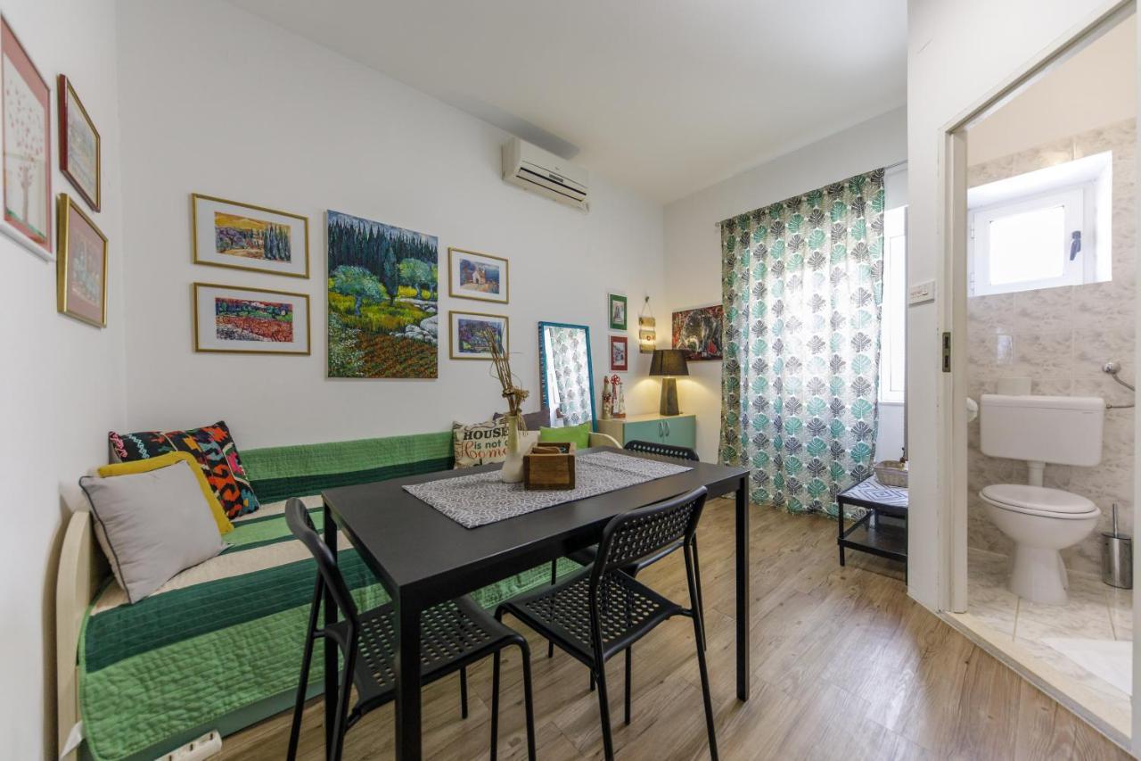 Green Holiday Apartment *