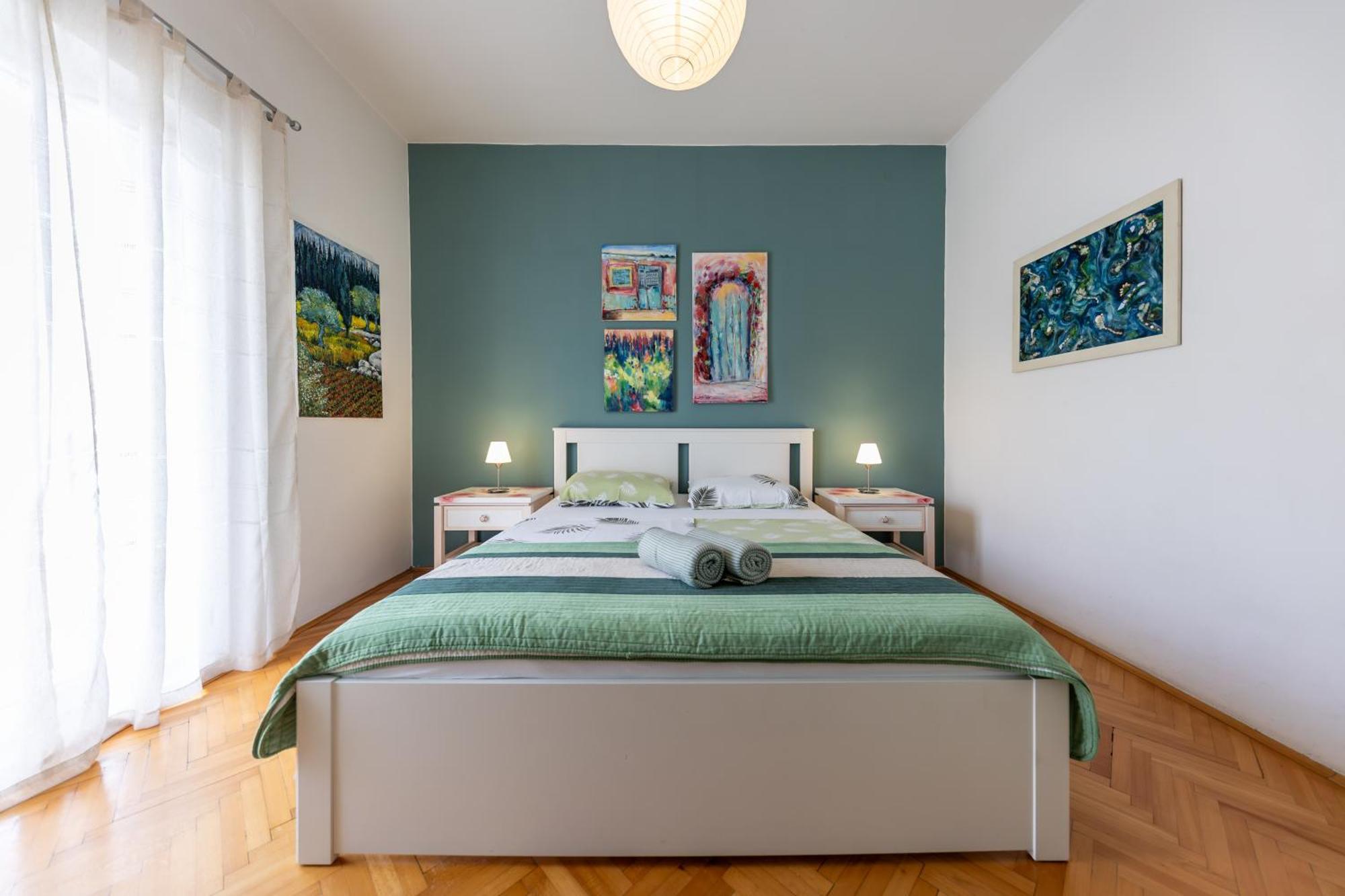 Green Holiday Apartment *